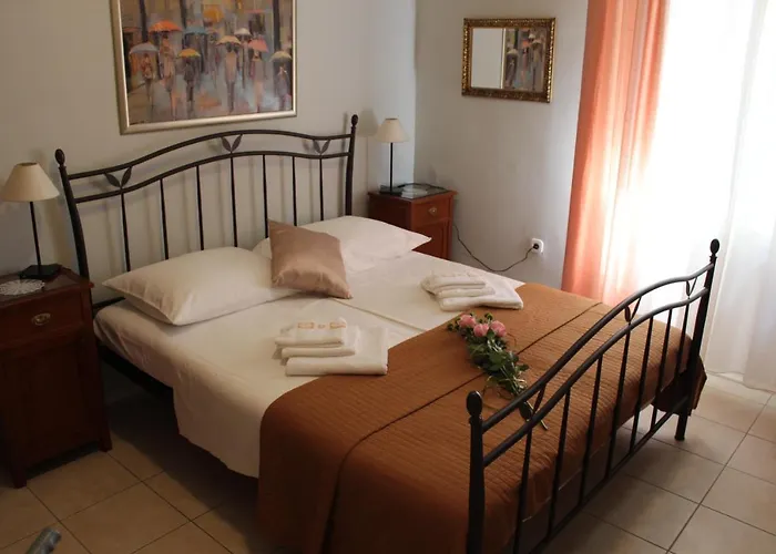 Adagio Theatre * Split