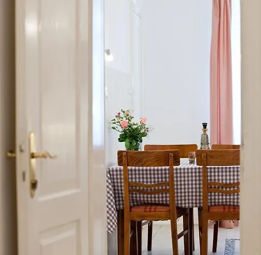 Apartamento Adagio Theatre *