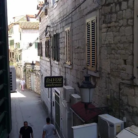 Adagio Theatre דירה *