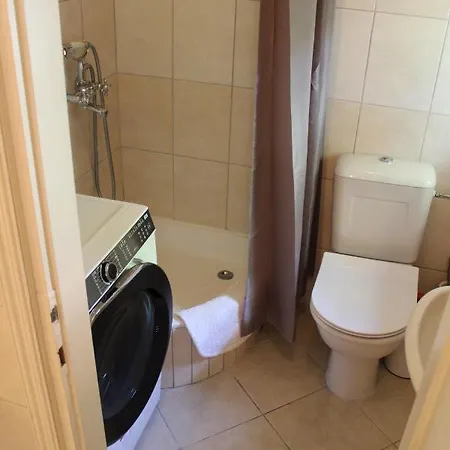 Adagio Theatre * Split