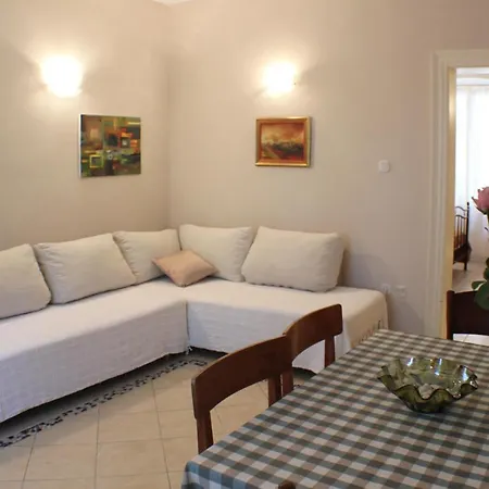 דירה Adagio Theatre