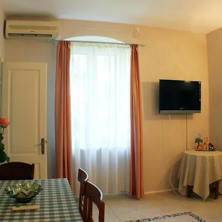 Adagio Theatre ספליט