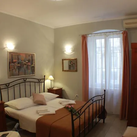 Adagio Theatre * سبليت