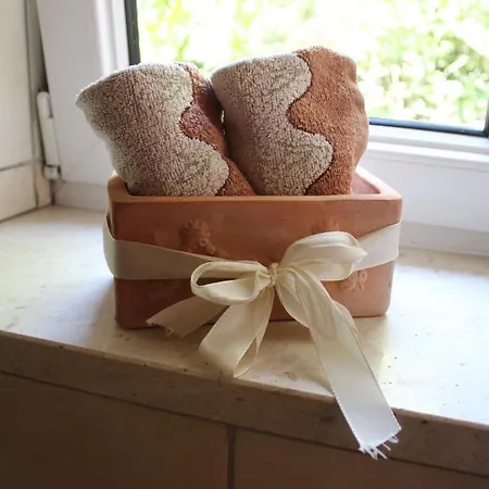 Adagio Theatre * Split