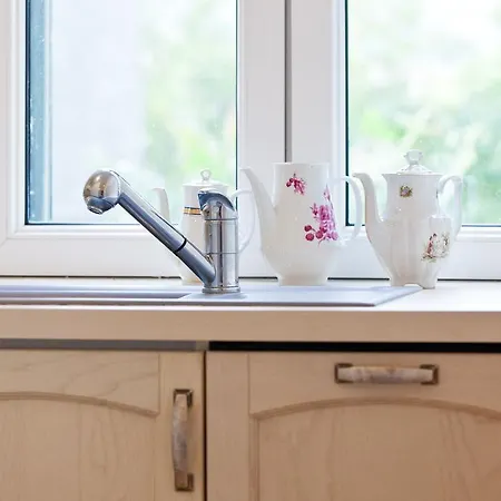 Adagio Theatre Split